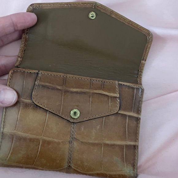 Coach Vintage crocodile Tan Leather Wallet with Gold Accents - Picture 5 of 8